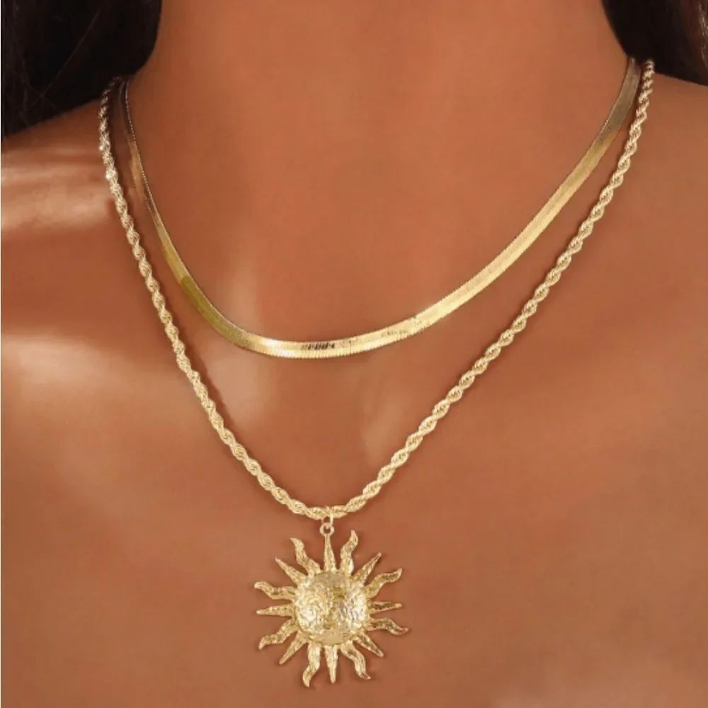 Gold Sun Pendant Necklace N1008